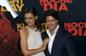 Video: Katie Holmes files for divorce from Tom Cruise