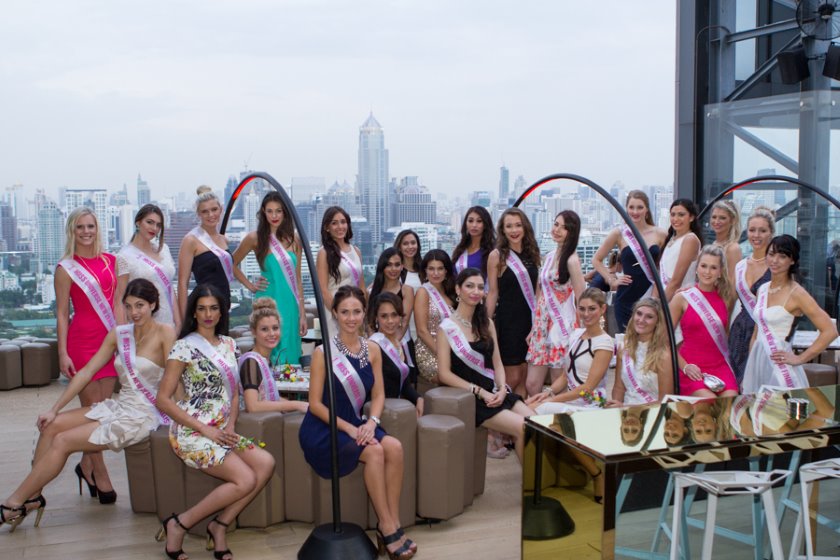 Miss Universe New Zealand 2014 ﬁnalists experience Thai culture ﬁrst-hand