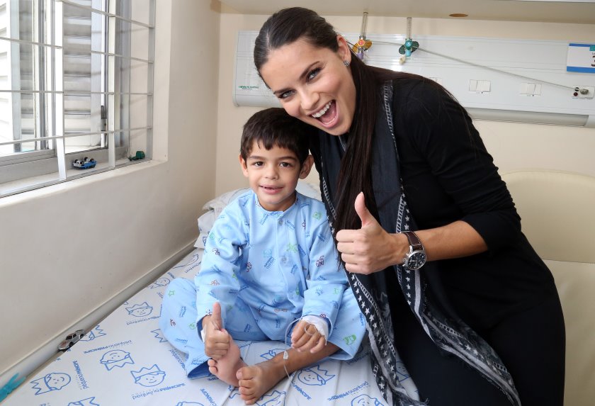 Adriana Lima opens library at Pequeno Principe children’s hospital, funded by IWC watch auction