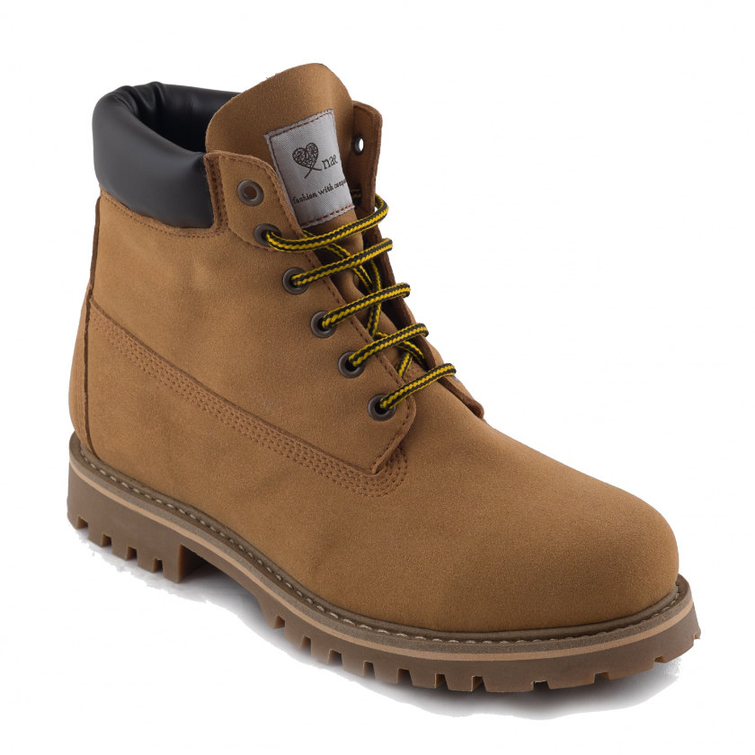 Footwear frenzy: Nae’s Etna boots use upcycled airbags; DSW has on-trend shoes for the winter