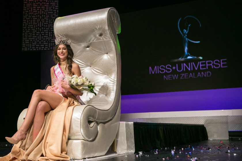 Estelle Curd crowned Miss Universe New Zealand 2018