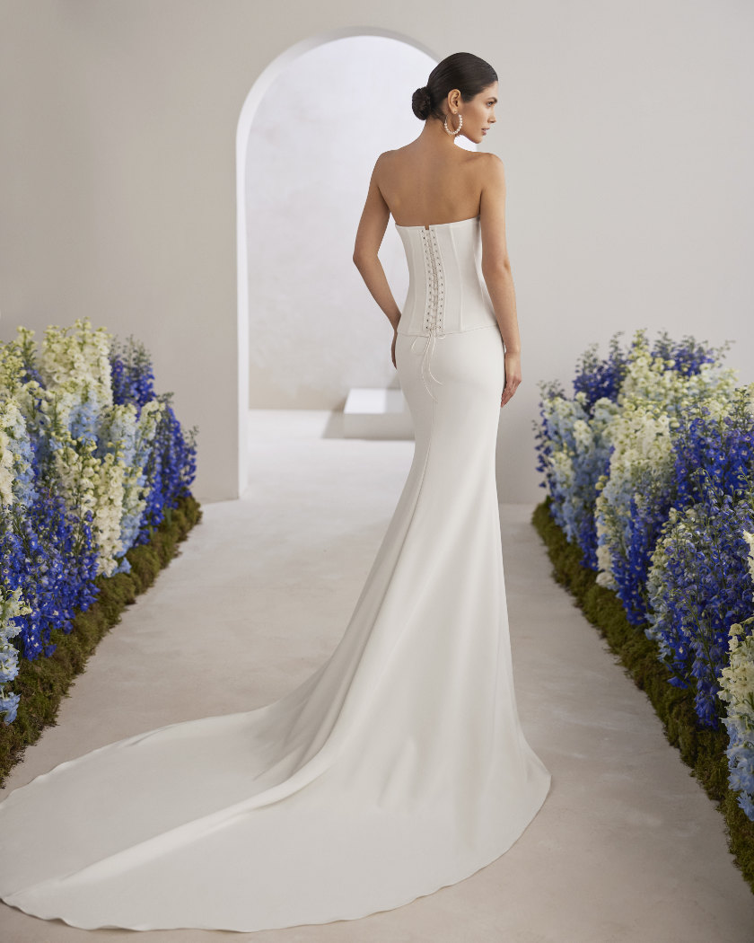 Rosa Clará Couture gown