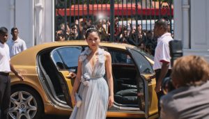 <i>Crazy Rich Asians</i> delivers a fun romp, beating <i>The Meg</i> in week two
