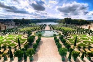 Airelles Château de Versailles, Le Grand Contrôle: <i>vivre comme le roi</i>